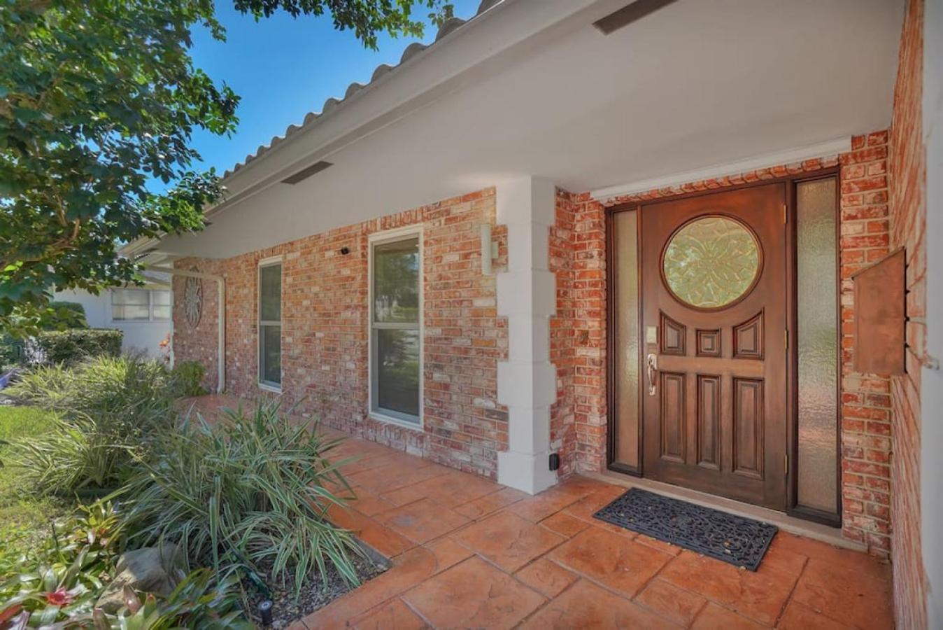 Сasa de vacaciones The Dreamcatcher - 4 Bed, 2 Bath, Private Heated Pool, Bbq, Game Room, Park Fort Lauderdale