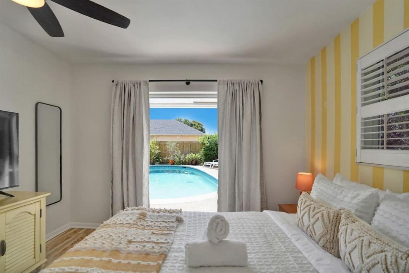 Сasa de vacaciones The Dreamcatcher - 4 Bed, 2 Bath, Private Heated Pool, Bbq, Game Room, Park *