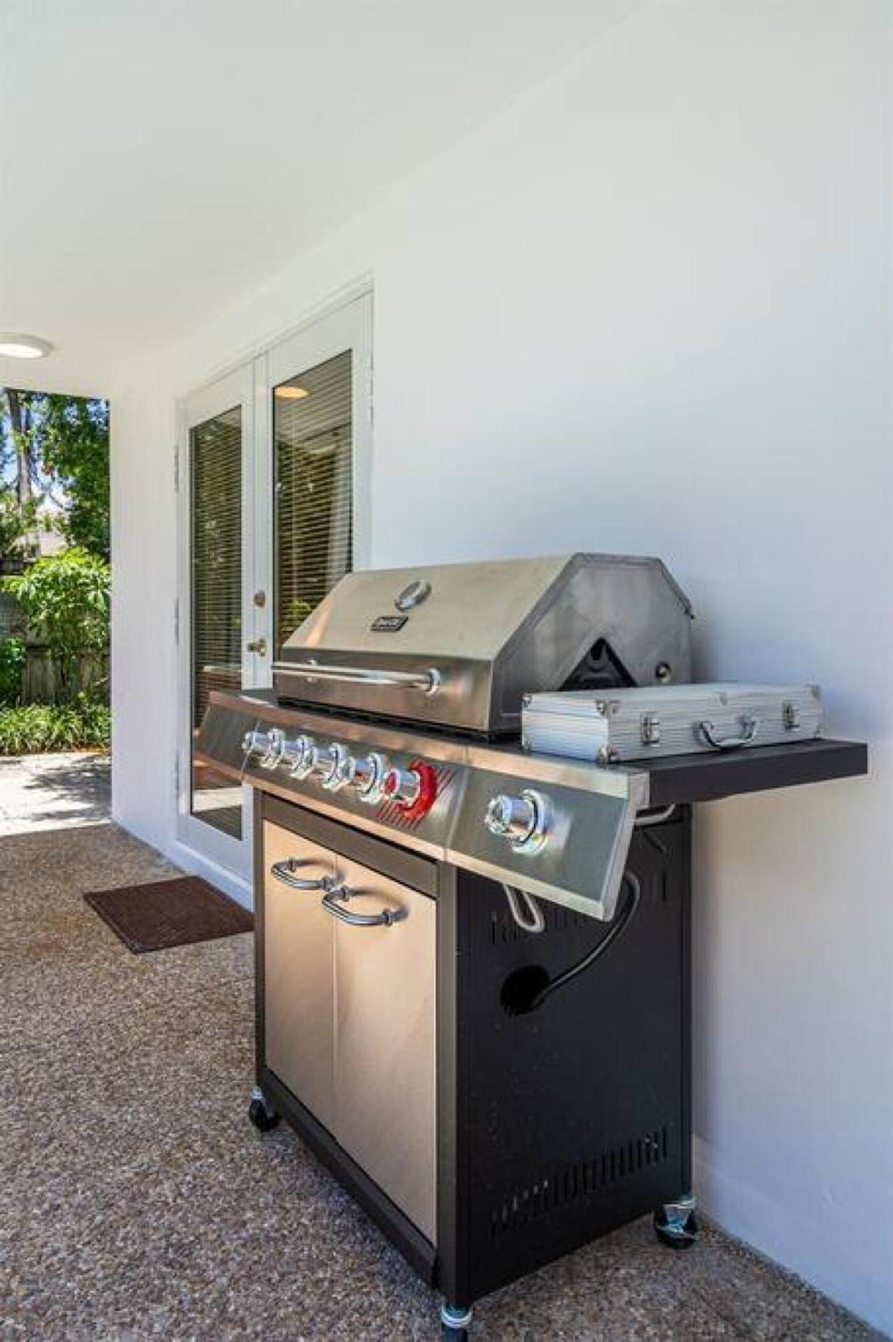 The Dreamcatcher - 4 Bed, 2 Bath, Private Heated Pool, Bbq, Game Room, Park Сasa de vacaciones