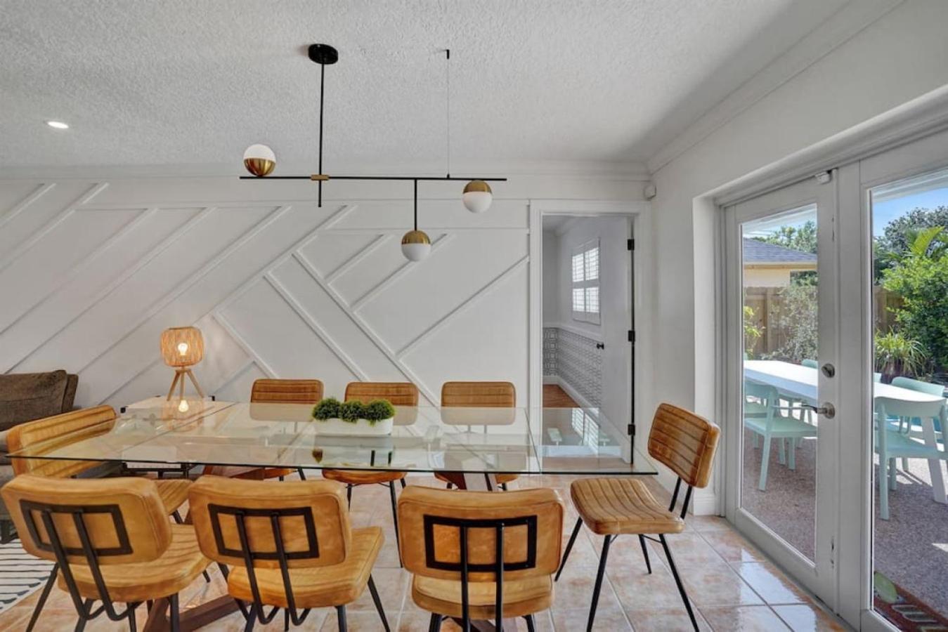 The Dreamcatcher - 4 Bed, 2 Bath, Private Heated Pool, Bbq, Game Room, Park Holiday home Fort Lauderdale