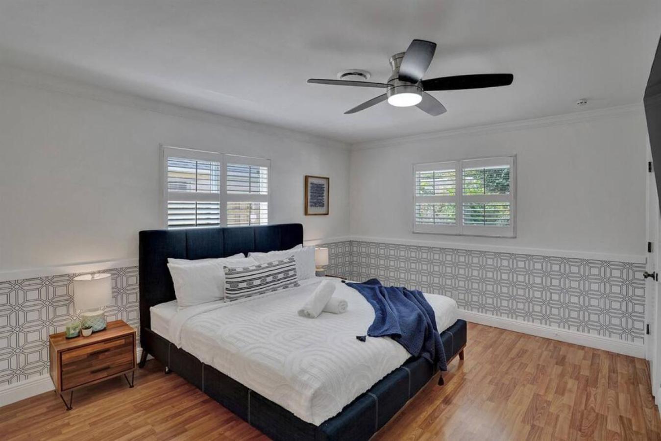 The Dreamcatcher - 4 Bed, 2 Bath, Private Heated Pool, Bbq, Game Room, Park
